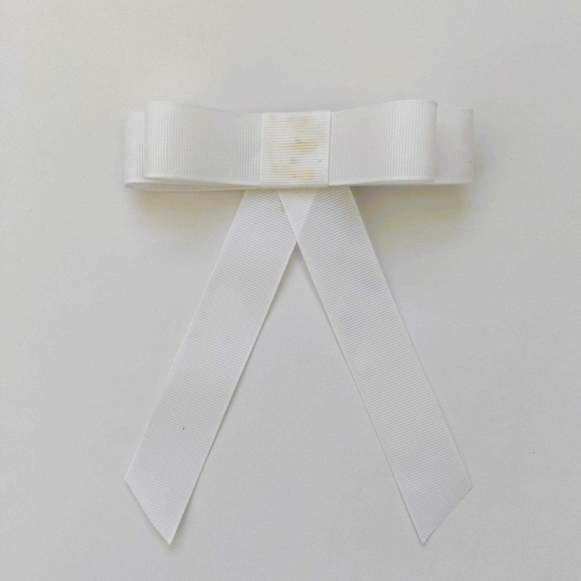 Midi Tail Bow - White